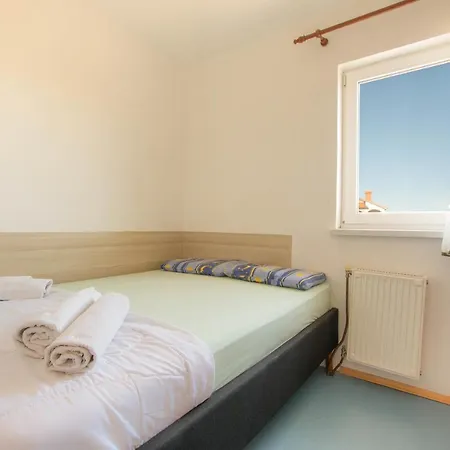 Jaka Apartment *